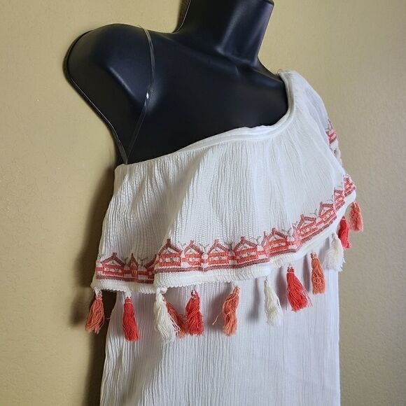 Lily Rose One Shoulder Dress - Picture 2 of 6